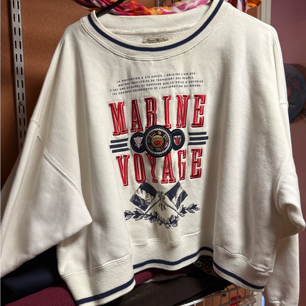 Vintage 90s Express White and Navy Sweatshirt